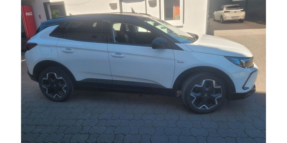 Opel Grandland (X) 16.500 km 26.999 &euro; Herzberg am Harz 37412