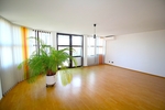 Bezugsfreie, barrierearme und frisch renovierte 2 Zimmer ETW mit Terrasse, Aufzug und TG-Stellplatz. - Etagenwohnung Sankt Augustin | Angebot:26777828