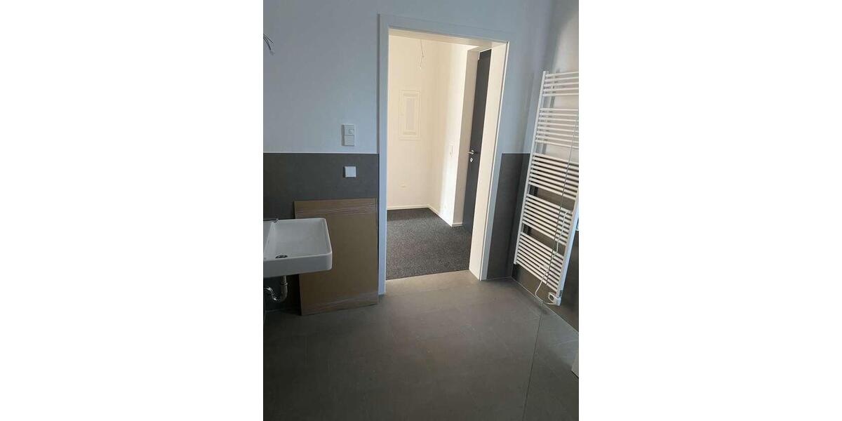 Erdgeschoßwohnung Pfullingen - 2 Zimmer, 66 m&sup2;, 950&euro; | Angebot:26670364