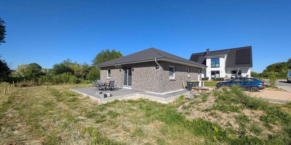 Bungalow Süderbrarup - 4 Zimmer, 90 m&sup2;, 395.000&euro; | Angebot:25190894