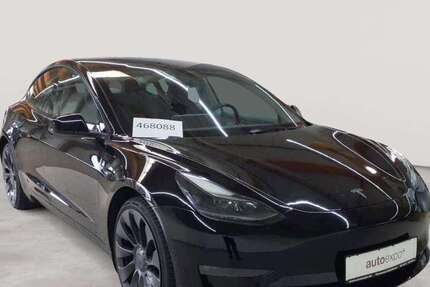 Tesla Model 3 94.293 km 27.290 &euro; Fernwald-Steinbach 35463