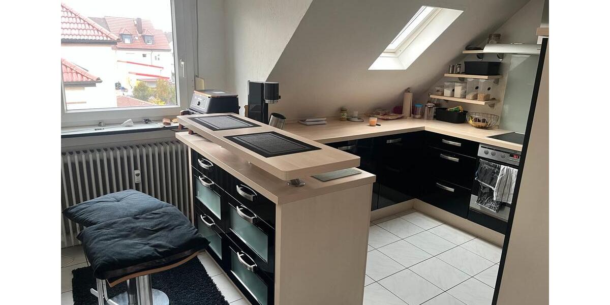 Dachgeschoßwohnung Offenbach am Main Bieber - 4 Zimmer, 80 m&sup2;, 950&euro; | Angebot:25590696