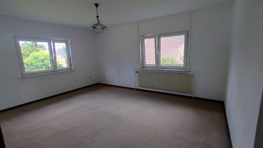 Provisionsfrei* von Privat: Mehrfamilienhaus mit großem Garten und zwei Garagen - Mehrfamilienhaus, Wohnhaus Mühltal | Angebot:27145805
