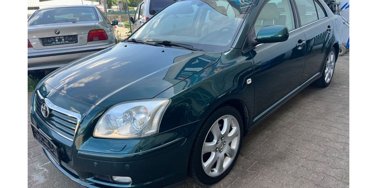Toyota Avensis 131.000 km 3.999 &euro; Berlin 13581