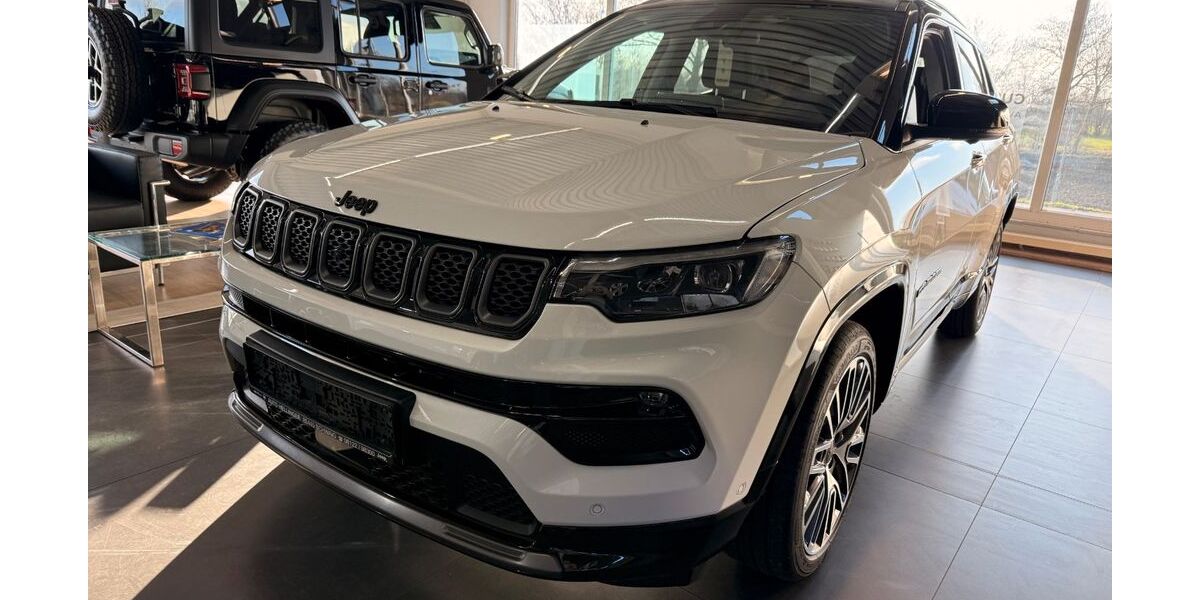 Jeep Compass 19.500 km 33.900 &euro; Schwaig 85445