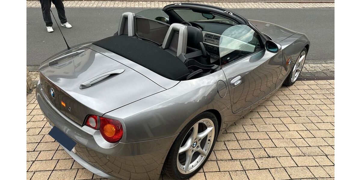 BMW Z4 98.000 km 15.900 &euro; Lohmar 53797
