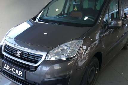 Peugeot Partner 121.128 km 6.490 € Flensburg 24941