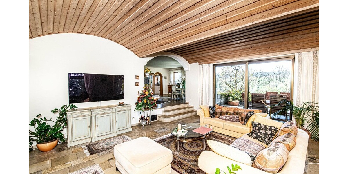 Ein Zuhause, das berührt: Exklusives Anwesen mit Traumgarten & Südterrasse in Roding - Einfamilienhaus Roding | Angebot:26490952