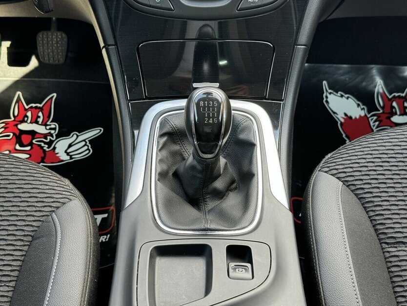 Insignia 2.0 Sportstourer /Xenon/Navi/19´´ Alu