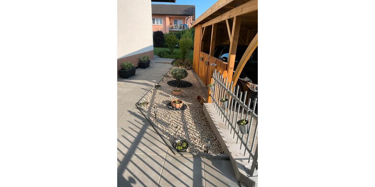 Zweifamilienhaus mit Pool und Wintergarten 8 zimmer