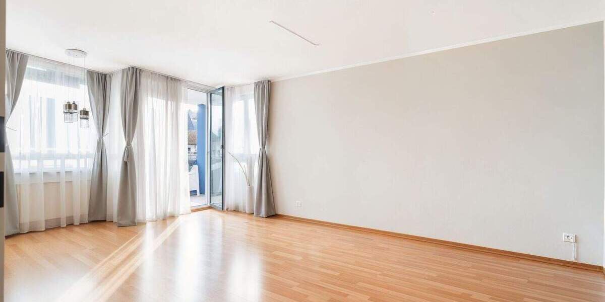 Etagenwohnung Hennigsdorf - 2 Zimmer, 72 m&sup2;, 215.000&euro; | Angebot:25820494