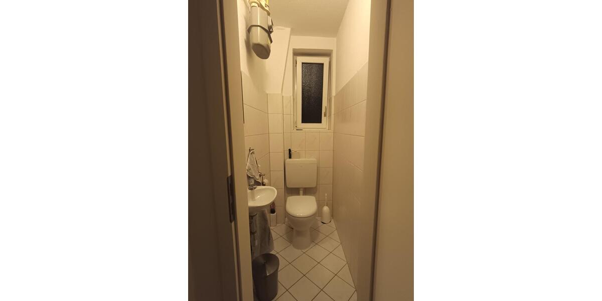 Dachgeschoßwohnung Mannheim Innenstadt - 1 Zimmer, 28 m&sup2;, 495&euro; | Angebot:25959566