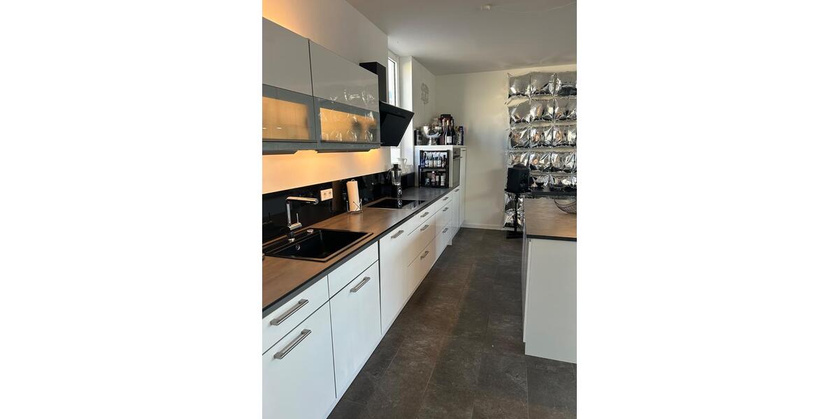 Einfamilienhaus Leipzig - 2 Zimmer, 110 m&sup2;, 1.505&euro; | Angebot:25403941