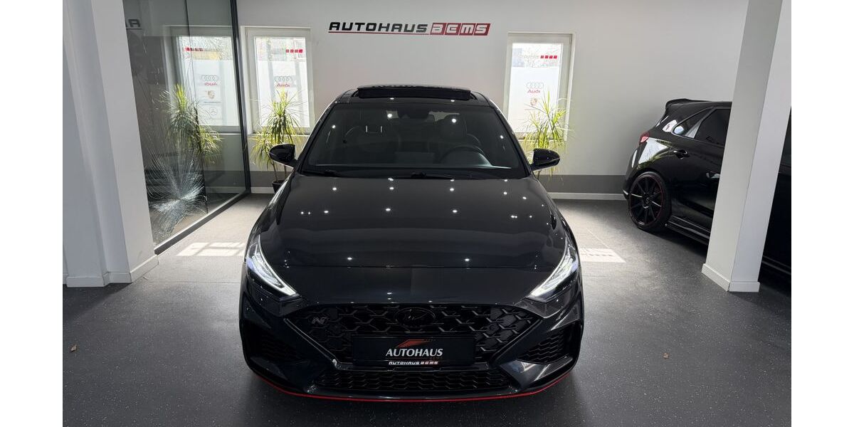 Hyundai i30 46.236 km 28.950 &euro; Remscheid 42857