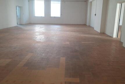 Gewerbeobjekt Jessen (Elster) - 450&euro; | Angebot:26399657