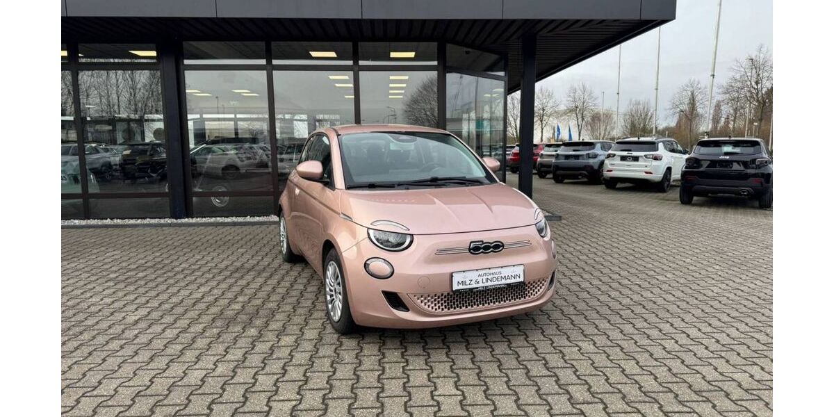 Fiat 500e 24.965 km 19.590 &euro; Jülich 52428