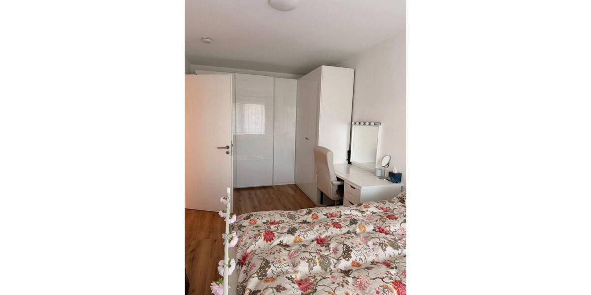 Etagenwohnung Krefeld Stadtmitte - 2 Zimmer, 58 m&sup2;, 725&euro; | Angebot:26654898