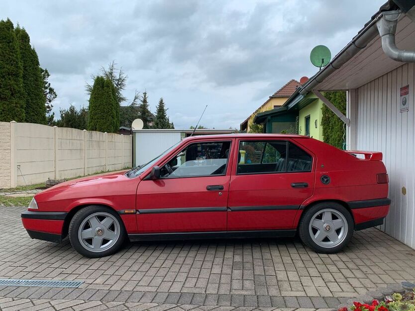 Alfa Romeo 33 54.000 km 10.000 € leipzig 04158