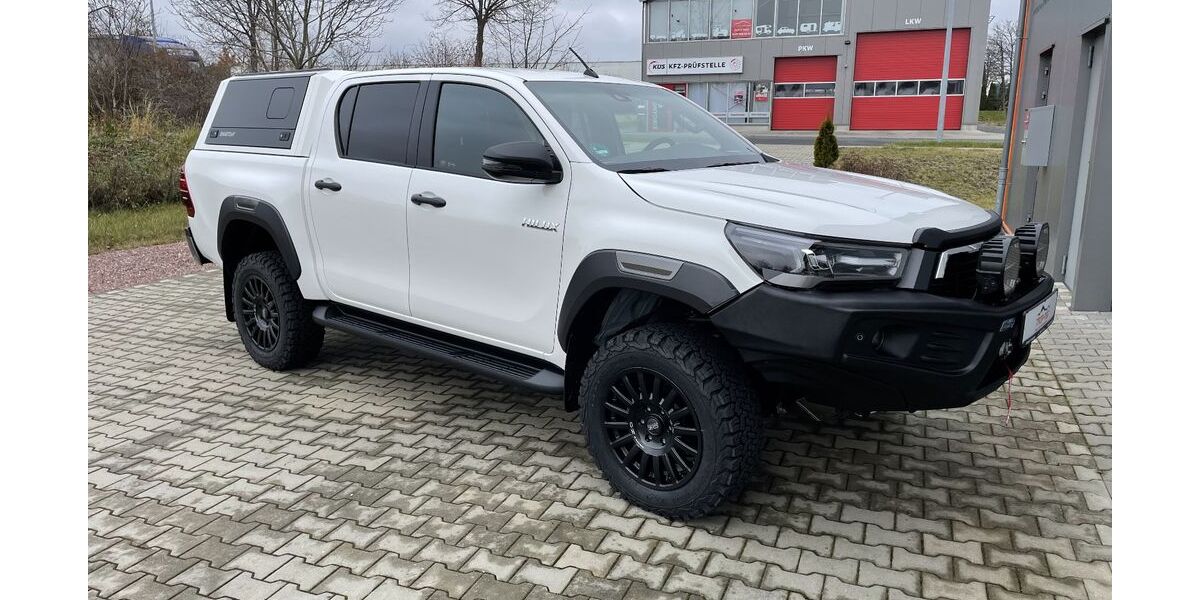Toyota Hilux 22.022 km 59.900 &euro; Zeulenroda-Triebes 07950