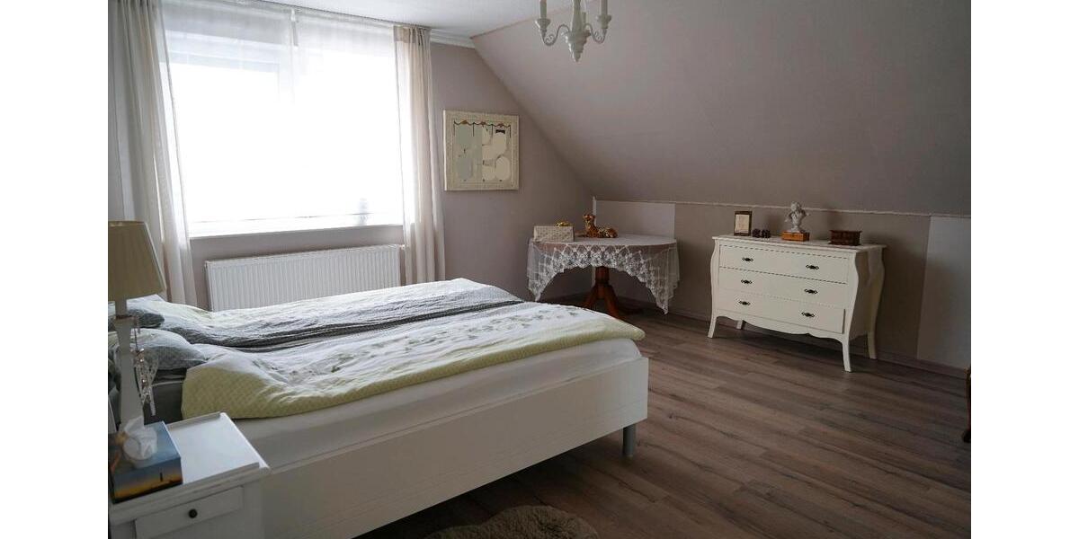 Einfamilienhaus Leopoldshöhe - 6 Zimmer, 152 m&sup2;, 495.000&euro; | Angebot:26800170