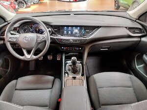 Opel Insignia Business 24.568 km 24.990 € HAAN 42781