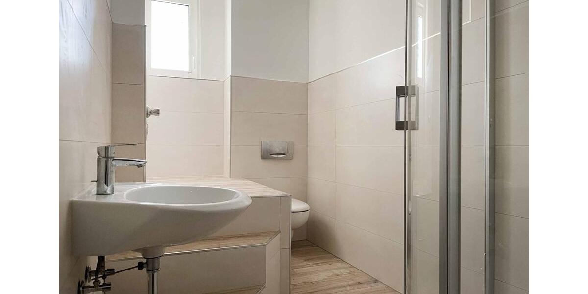 Dachgeschoßwohnung Halle (Saale) Damaschkestraße - 3 Zimmer, 72 m&sup2;, 573&euro; | Angebot:26190606