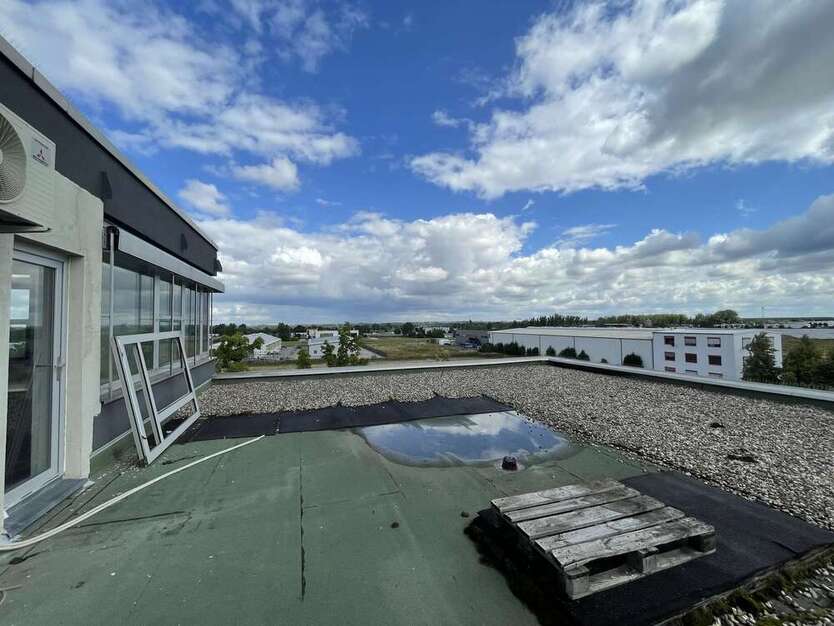 hochwertige, sanierte Bürofläche im Dölziger Gewerbegebiet! 14 zimmer