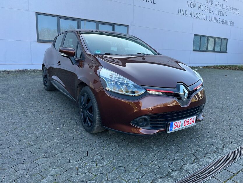 Renault Clio 155.000 km 4.500 € Remagen 53424