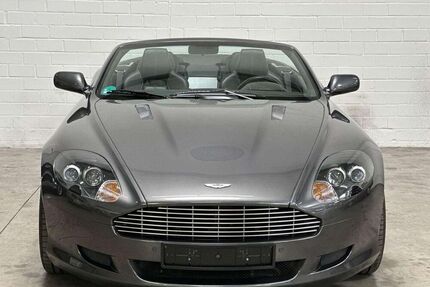 Aston Martin DB9