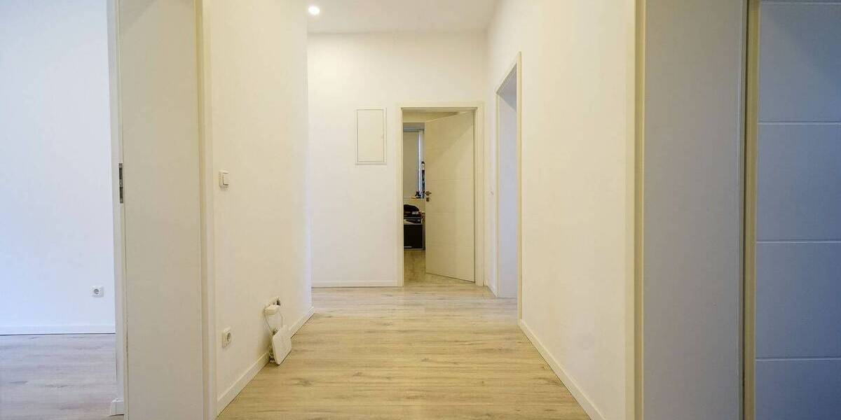 Etagenwohnung Gangkofen - 4 Zimmer, 84 m&sup2;, 215.000&euro; | Angebot:25727471