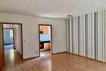 Schön geschnittene, sonnige 2-Zimmer-Wohnung in Homburg-Erbach zimmer