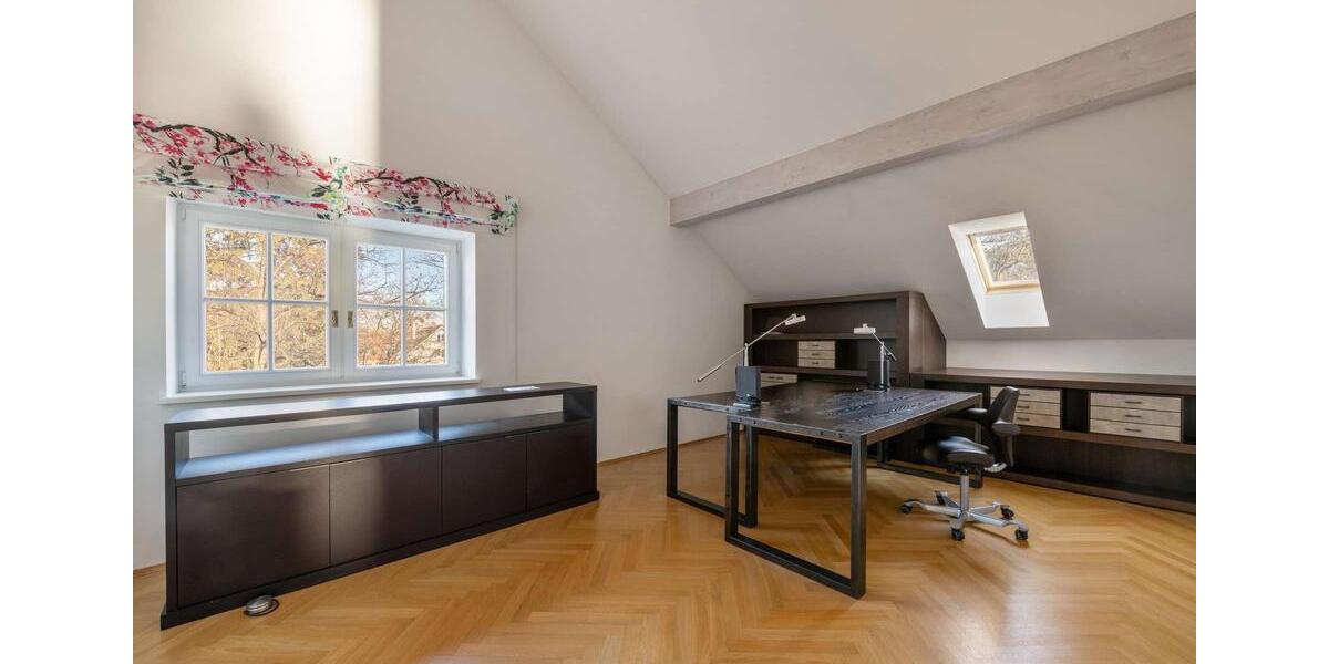 Villa München Nymphenburg - 9 Zimmer, 389 m&sup2;, 9.300&euro; | Angebot:25255917