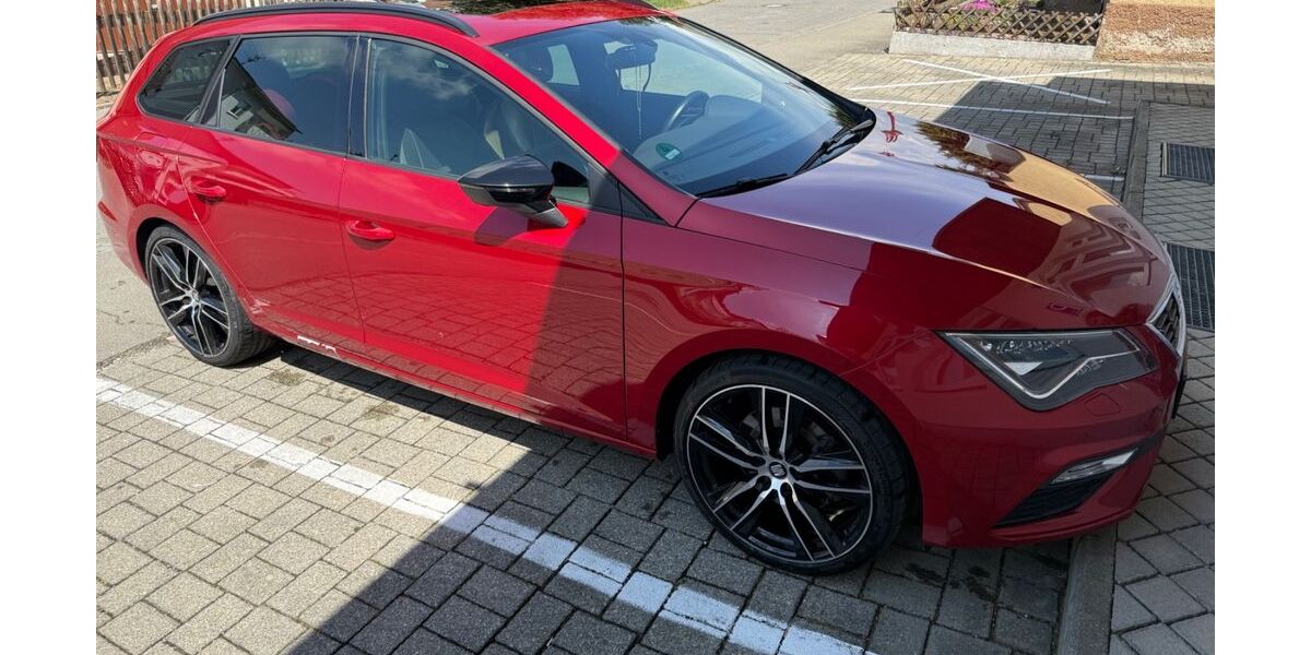 Seat Leon 63.500 km 17.500 &euro; Sigmaringen 72488