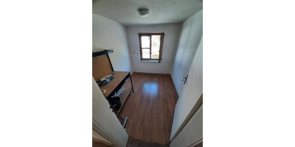 Erdgeschoßwohnung Viechtach - 4 Zimmer, 80 m&sup2;, 740&euro; | Angebot:26449999