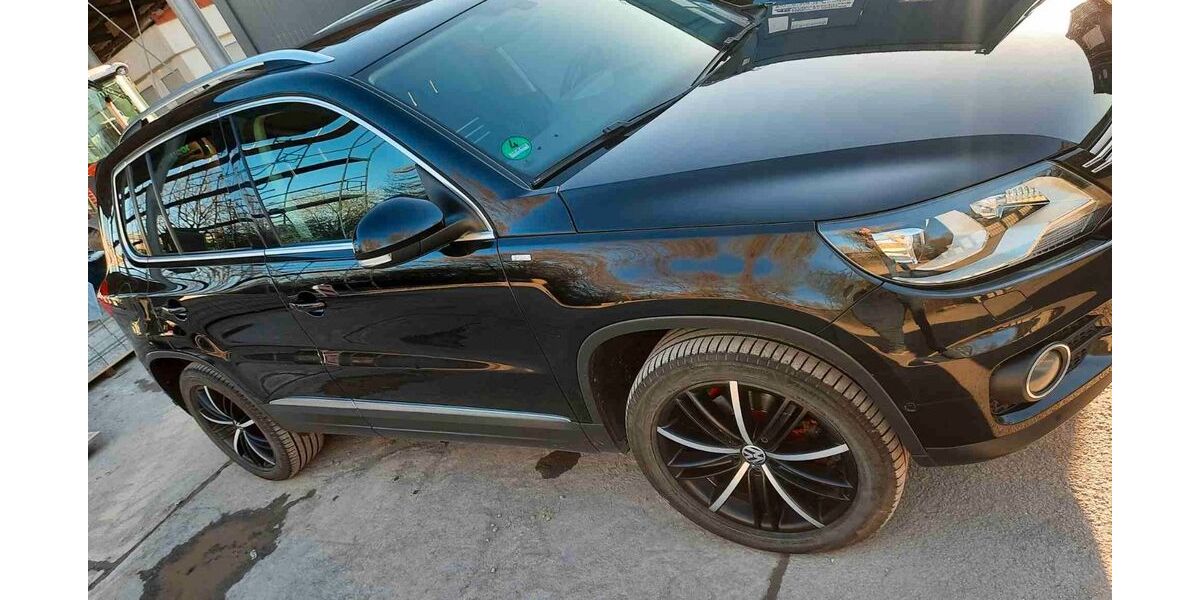 VW Tiguan 149.000 km 12.600 &euro; Warburg 34414
