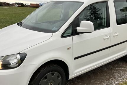 VW Caddy 191.000 km 8.600 &euro; Görisried 87657