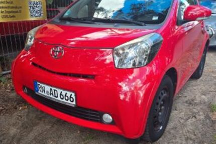 Toyota IQ 126.800 km 5.750 € Berlin 13583