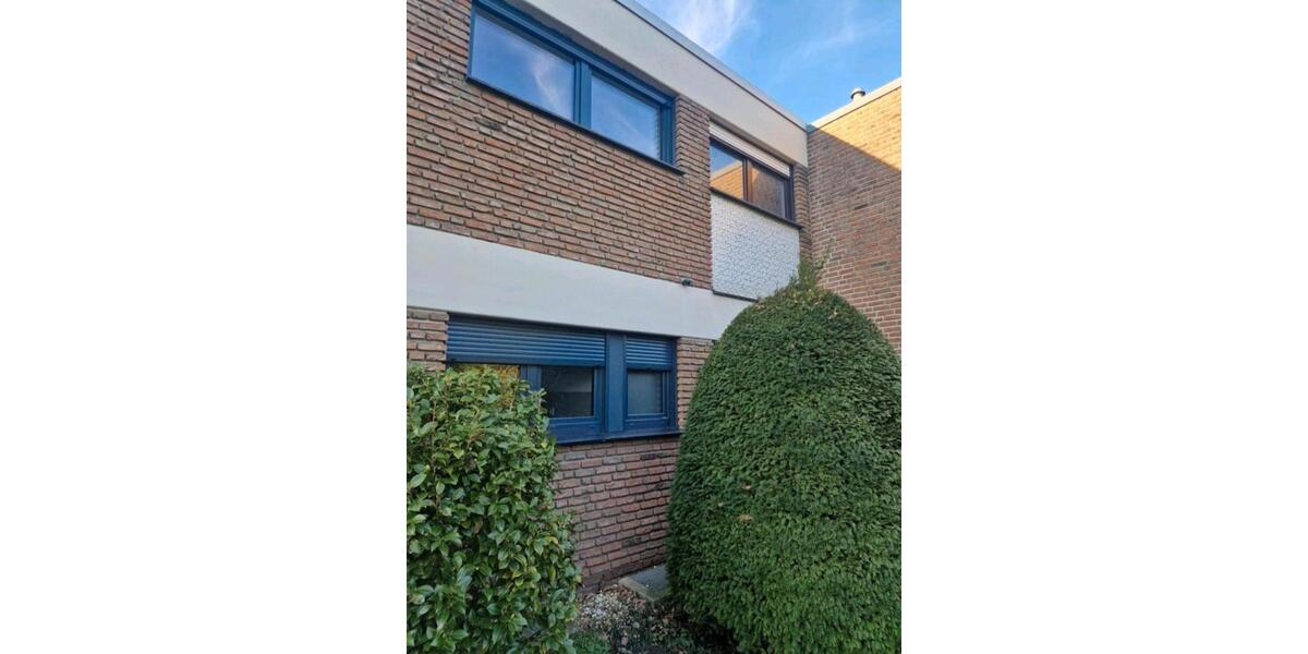 Reihenhaus Mönchengladbach Ost - 4 Zimmer, 111 m&sup2;, 1.400&euro; | Angebot:24768928