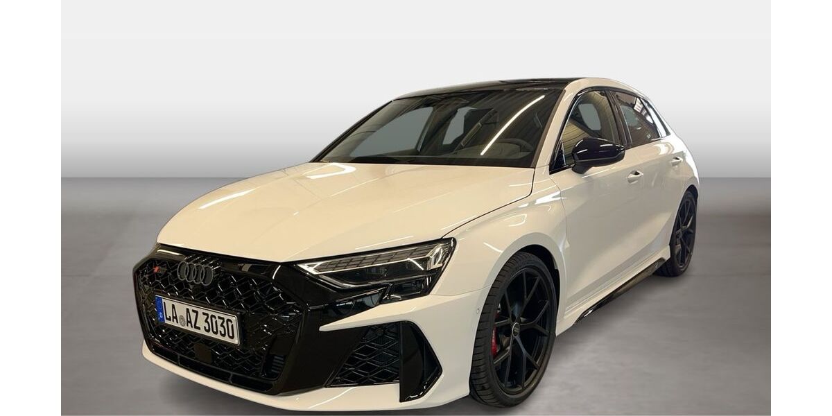 Audi RS3 2.900 km 67.580 &euro; Landshut 84030