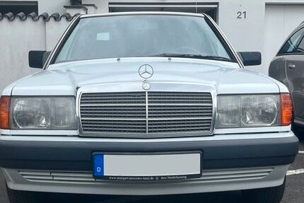Mercedes-Benz 190 207.000 km 6.800 &euro; Obertshausen 63179