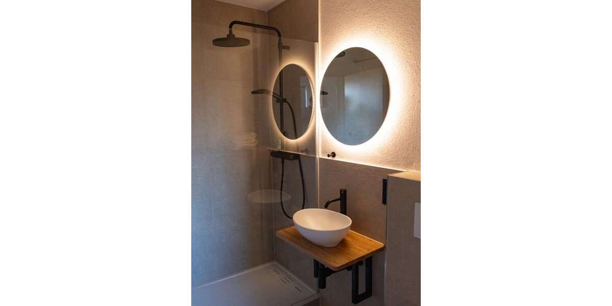 Gewerbeobjekt Siegsdorf - 2.258.000&euro; | Angebot:25401105