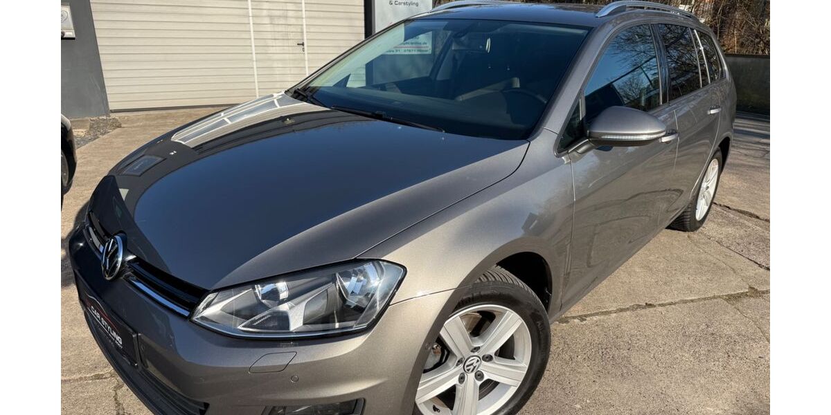 VW Golf 135.000 km 10.499 &euro; Höxter 37671