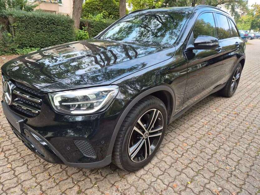 Mercedes-Benz GLC 300 249.000 km 26.476 € Karlsruhe 76189