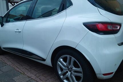 Renault Clio 116.000 km 7.990 &euro; dieburg 64807