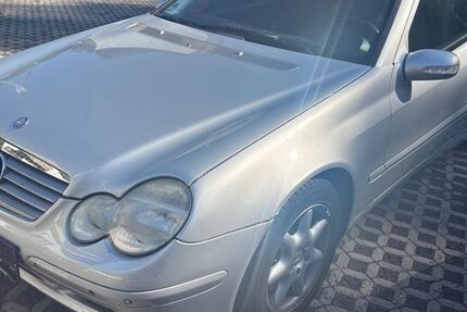 Mercedes-Benz CLC 200 105.000 km 2.990 € Altenahr 53505