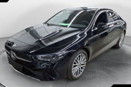 Mercedes-Benz CLA 200 3.101 km 35.950 &euro; Bad Düben 04849