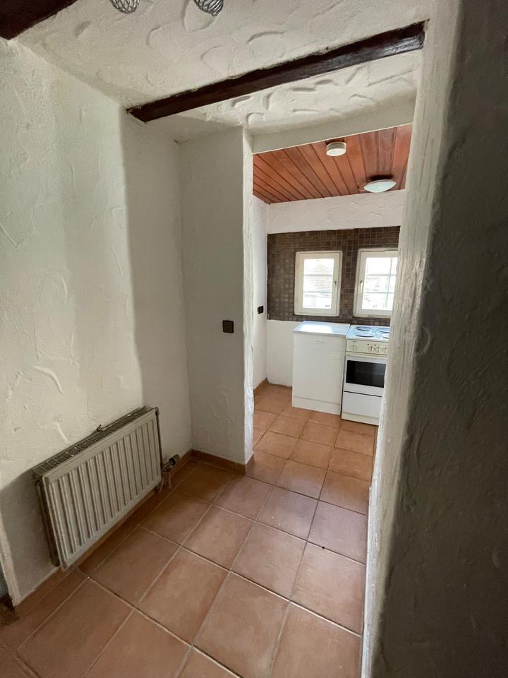 Von privat: 1 12 Zimmerwohnung in historischem Haus in Esslingen zimmer