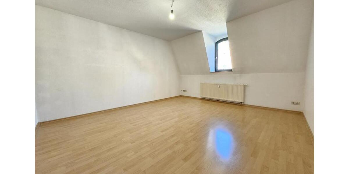 Dachgeschoßwohnung Hainichen - 2 Zimmer, 42 m&sup2;, 229&euro; | Angebot:25084334