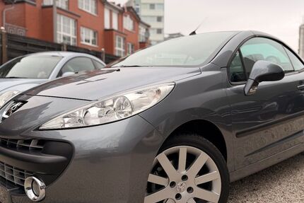 Peugeot 207 64.800 km 2.950 &euro; Köln 50674