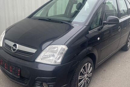 Opel Meriva 177.000 km 2.490 &euro; Böblingen 71034